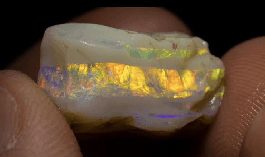 Cutting a White Rough Opal