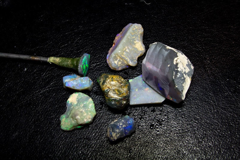 Making Christmas special for 14-year-old opal cutting enthusiast
