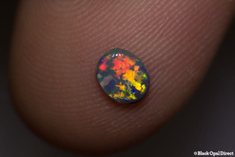 0.28 ct semi black opal 5x4x2mm