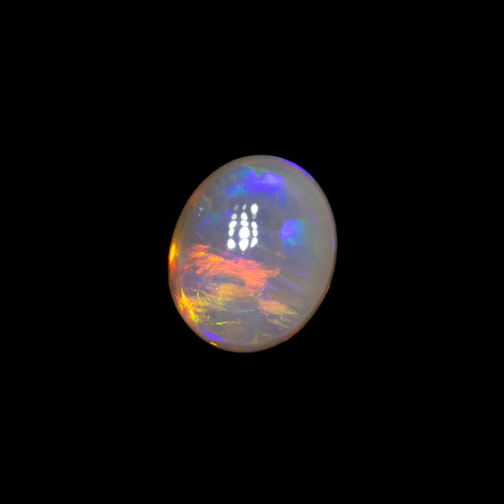 0.30 ct double-sided dark opal 5x4.1x2.3mm