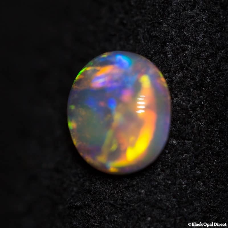 0.32 ct semi black opal 5x4x2mm