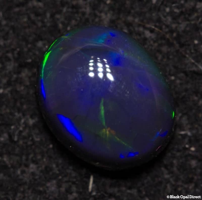 0.34 ct black opal