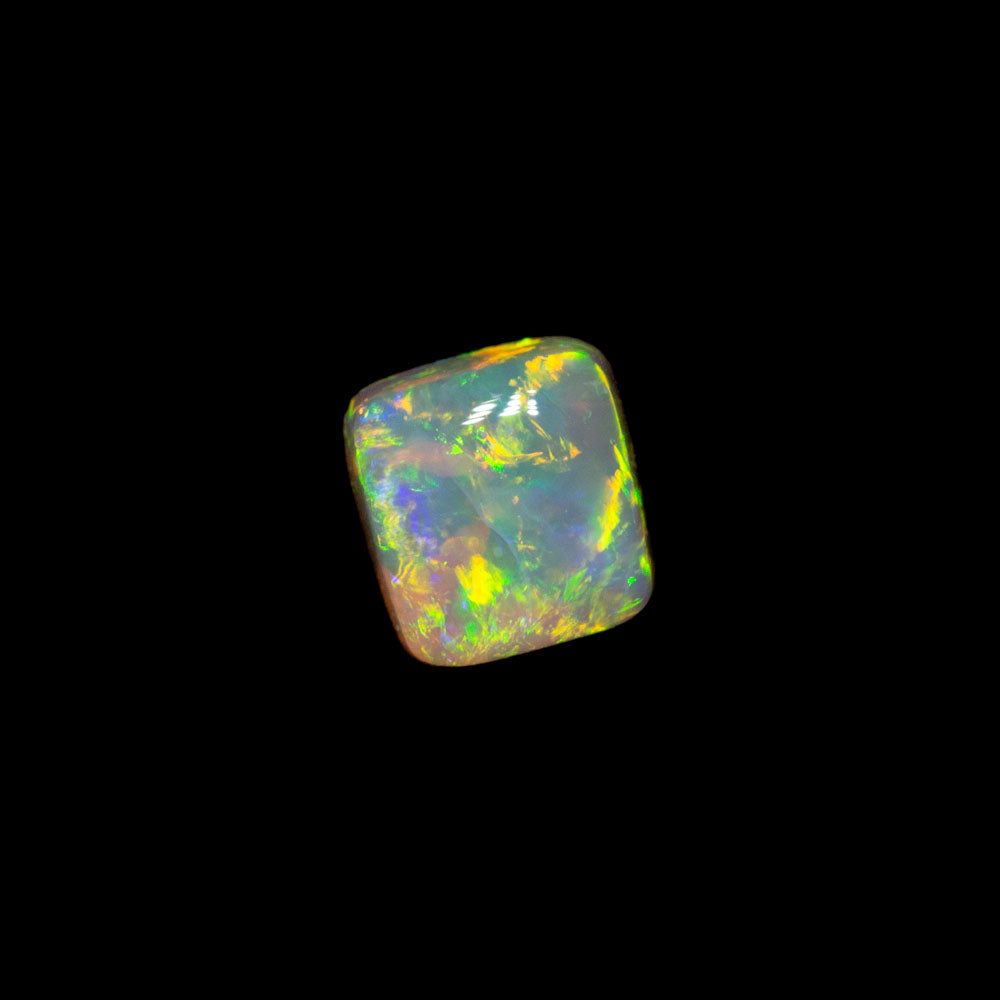 0.34 ct crystal opal 4.4x4.1x2.3mm