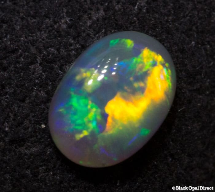 0.34 ct crystal opal 5.5x4x2mm