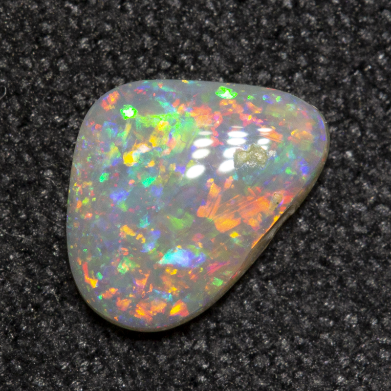 0.36 ct crystal opal 6.9x5.2x1.7mm