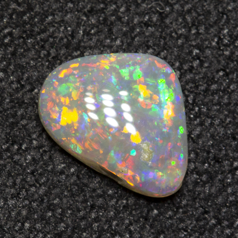 0.36 ct crystal opal 6.9x5.2x1.7mm