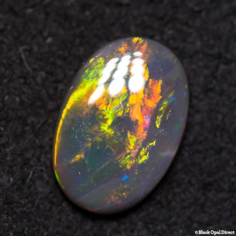 0.39ct dark opal