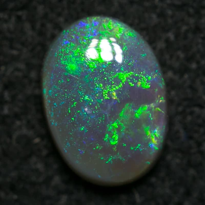 0.40 ct dark opal 6x4x2mm