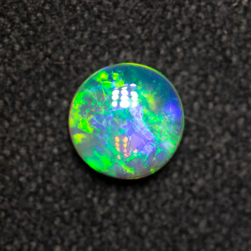0.41 ct crystal opal 4.9x4.9x2.5mm