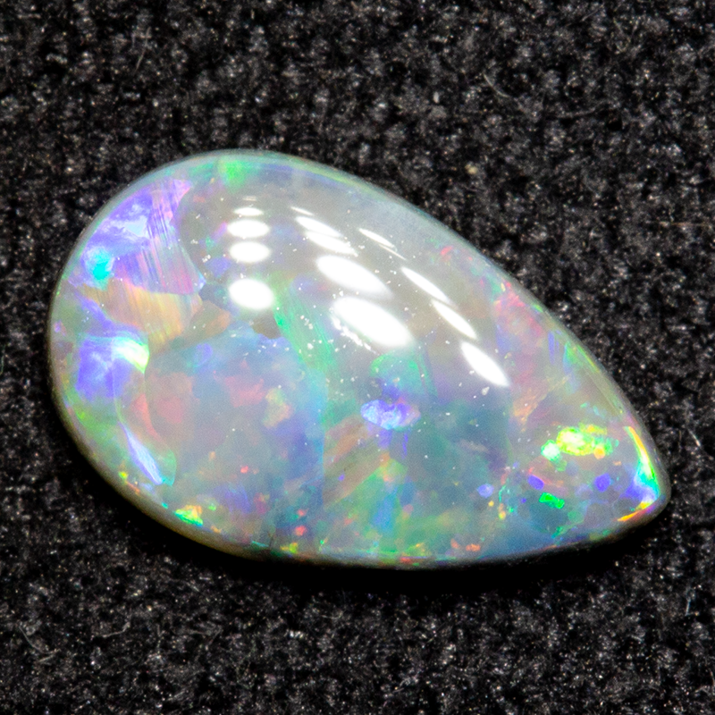 0.43 ct dark opal 7.6x4.7x1.9mm