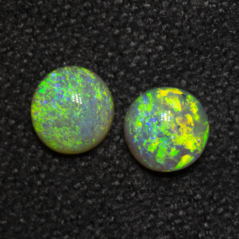 0.44 ct crystal opal pair 4.1x3.9x2.1mm
