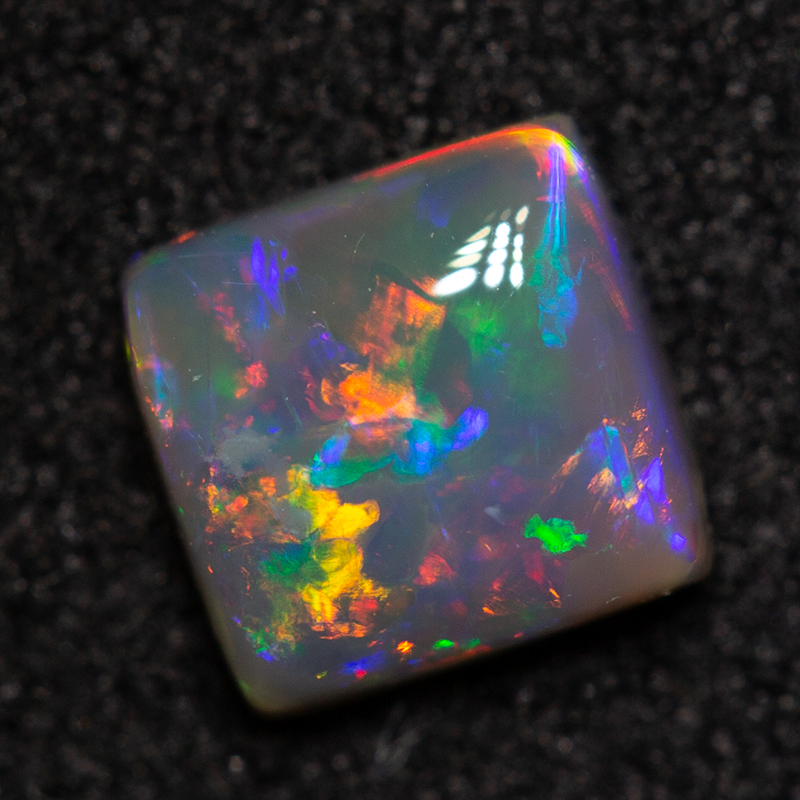 0.44 ct crystal opal 5x5.2x2mm