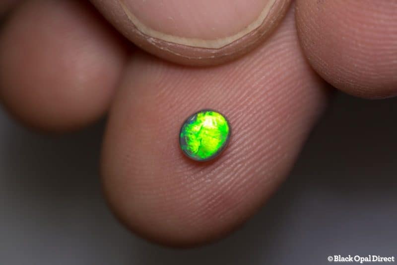 0.45 ct dark opal 5x4x2.5mm