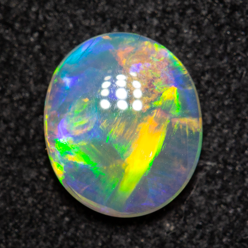 0.46 ct crystal opal 6x5x2mm