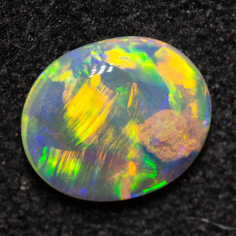 0.46 ct crystal opal 6x5x2mm