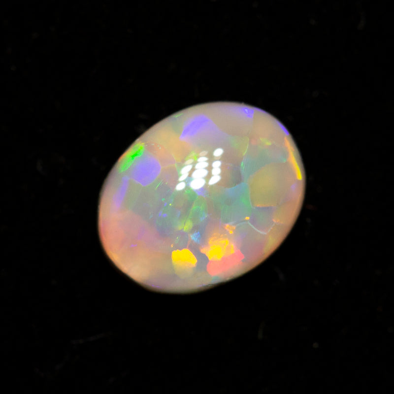 0.48 ct crystal opal 6.1x4.8x2.5mm