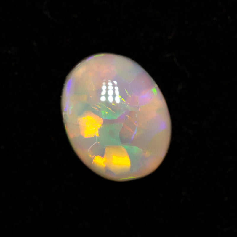 0.48 ct crystal opal 6.1x4.8x2.5mm