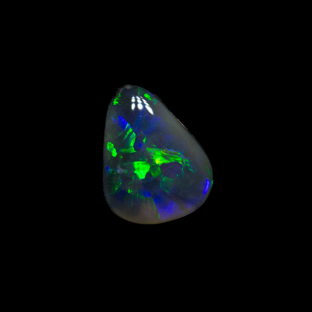 0.50 ct black opal 7.2x5.7x1.9mm