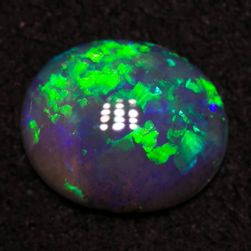 0.50 ct dark crystal opal 6.5x5x2mm