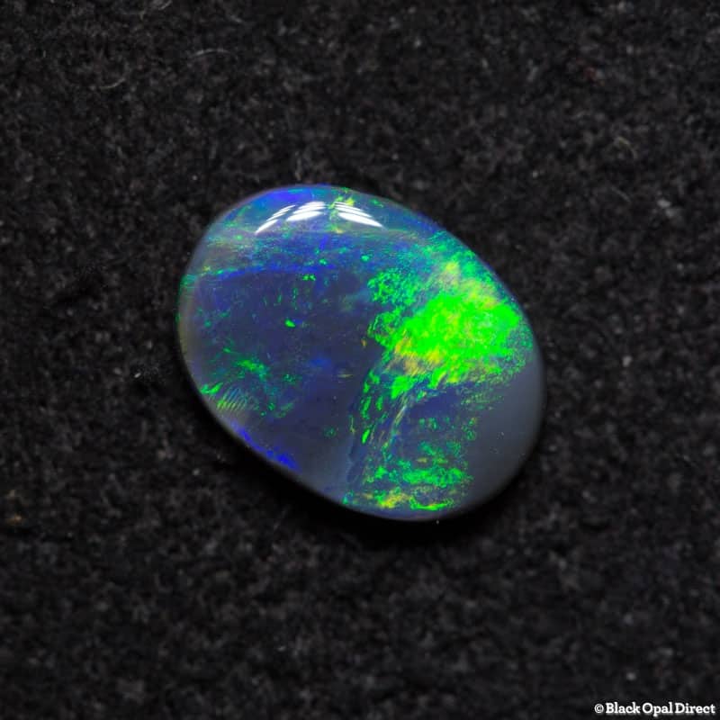 0.51ct black opal