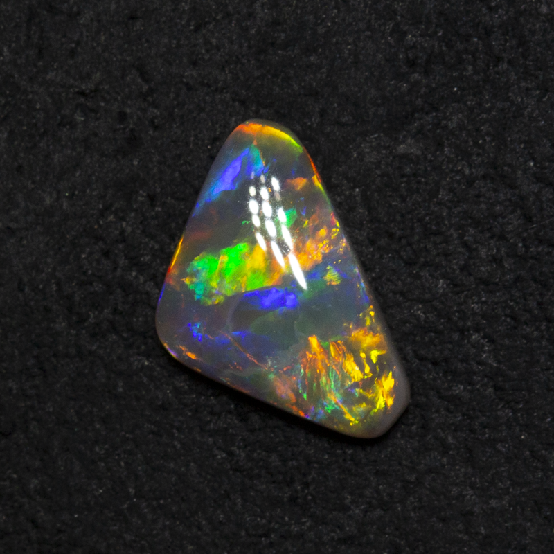 0.53 ct crystal opal 8.4x5.3x2.2mm