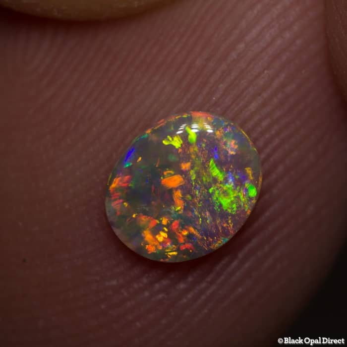 0.53 ct crystal opal 6.5x5.5x2mm
