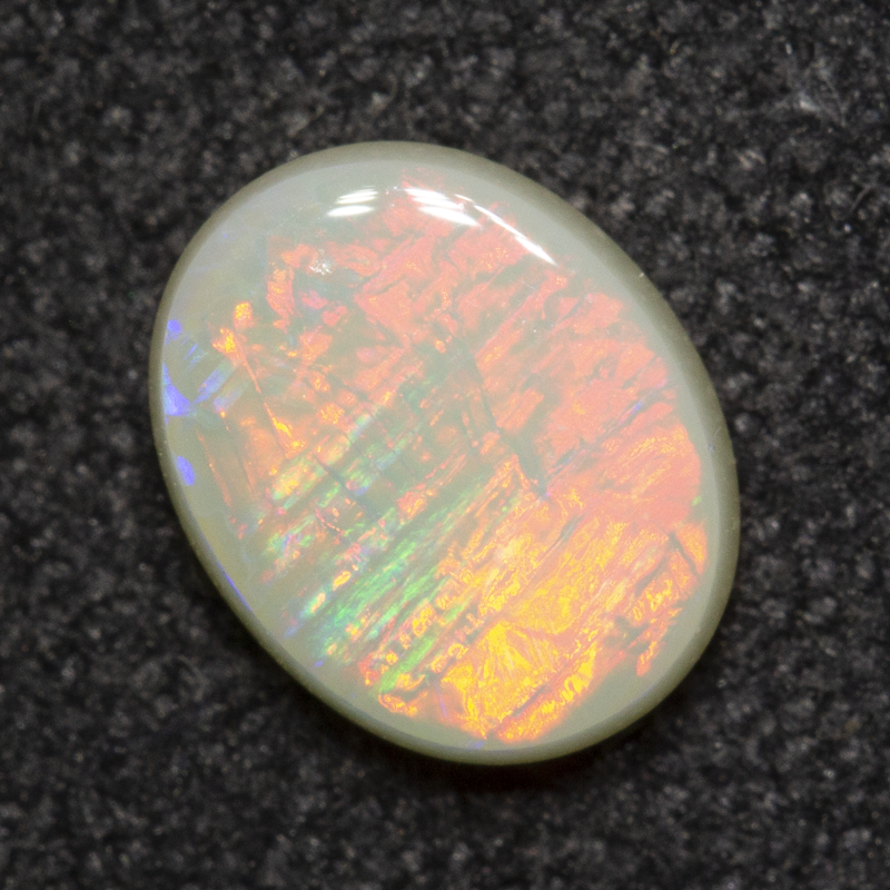 0.55 ct white opal 6.6x5.3x2.2mm