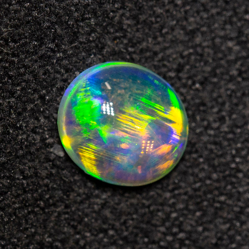 0.55 ct crystal opal 6.3x5.6x2.7mm