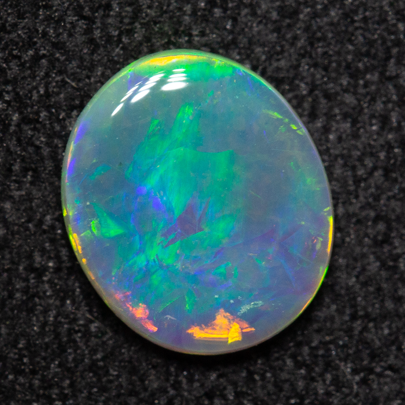 0.57 ct crystal opal 7.3x6.2x1.8mm