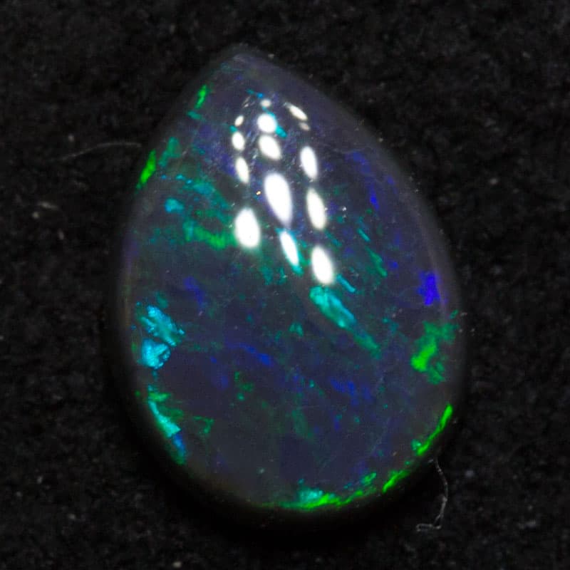 0-58ct-black-opal