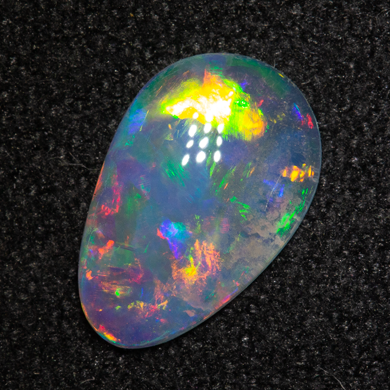 0.59 ct crystal opal 8.9x5.8x1.9mm