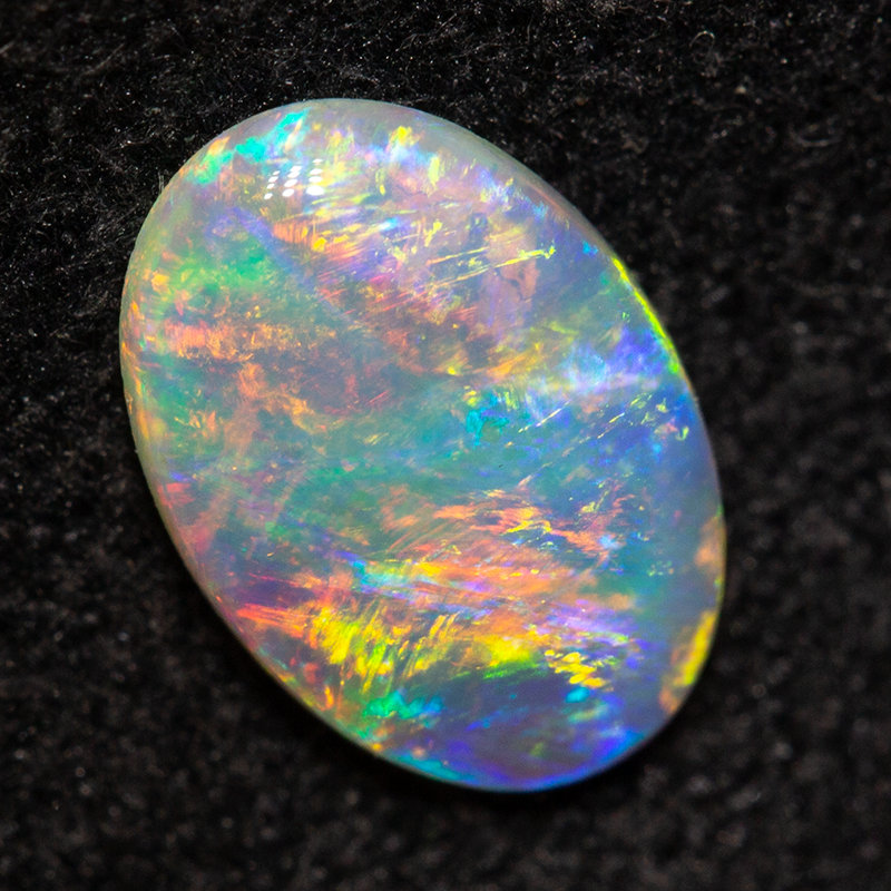 0.59 ct crystal opal 8.2x5.4x2.1mm