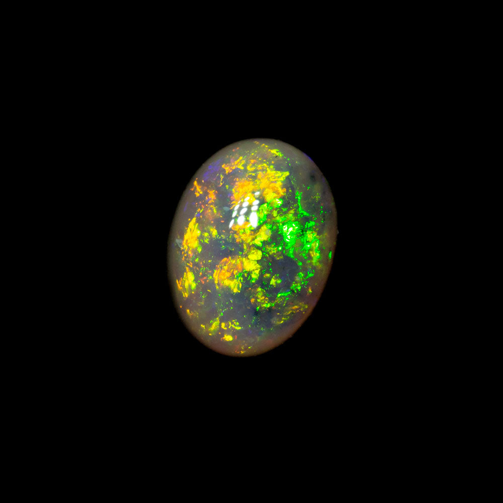 0.61 ct dark opal 6.6x4.9x2.9mm