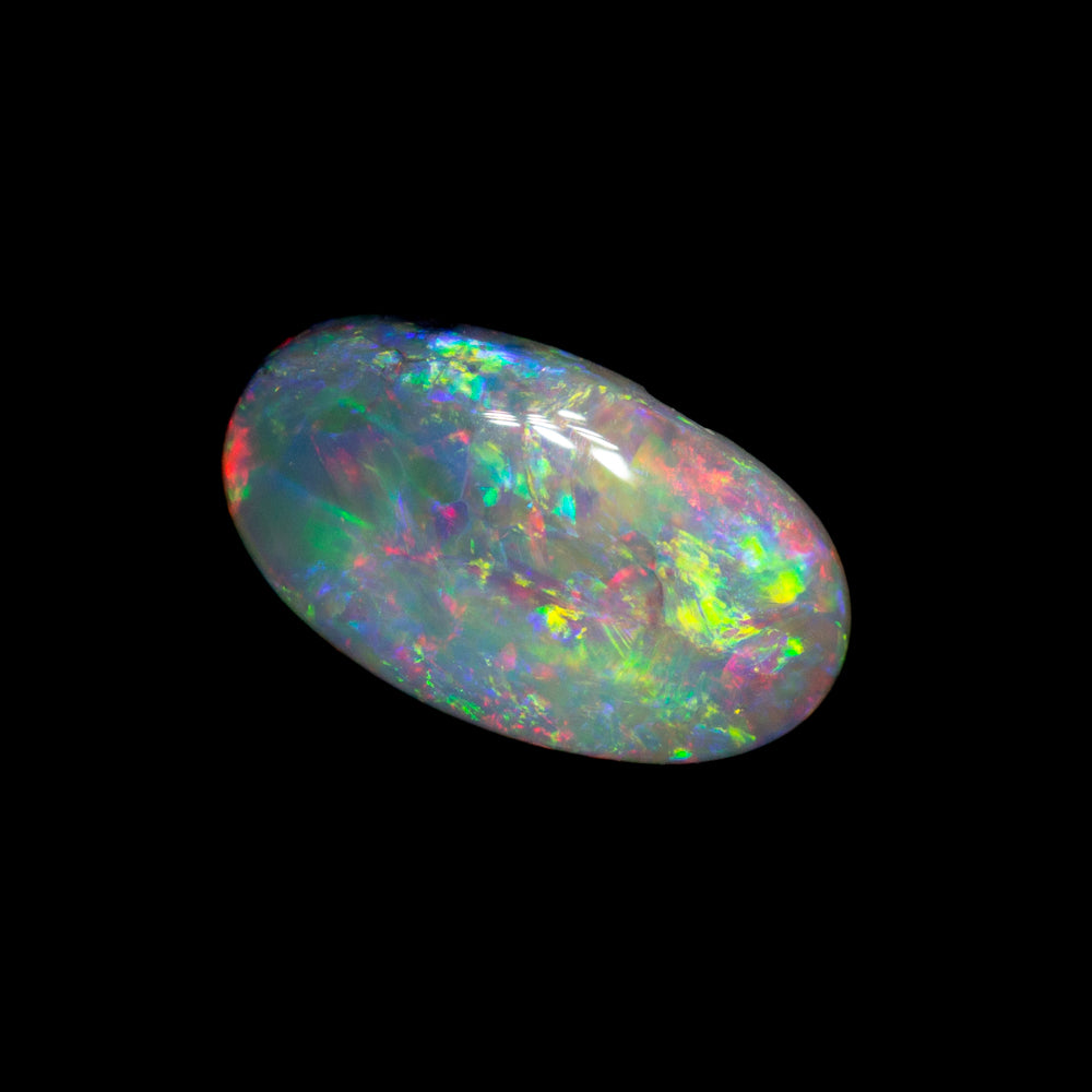 0.63 ct white opal 8.2x4.7x2.5mm