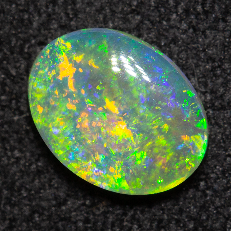 0.63 ct crystal opal 7.3x5.5x2.4mm