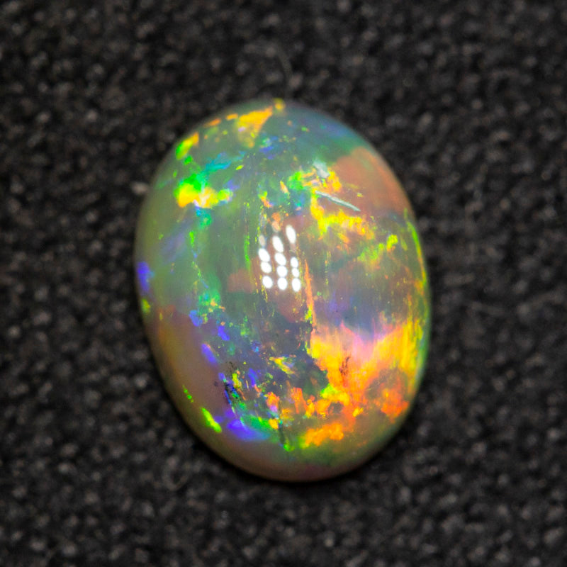 0.64 ct crystal opal 6.8x5.1x3mm