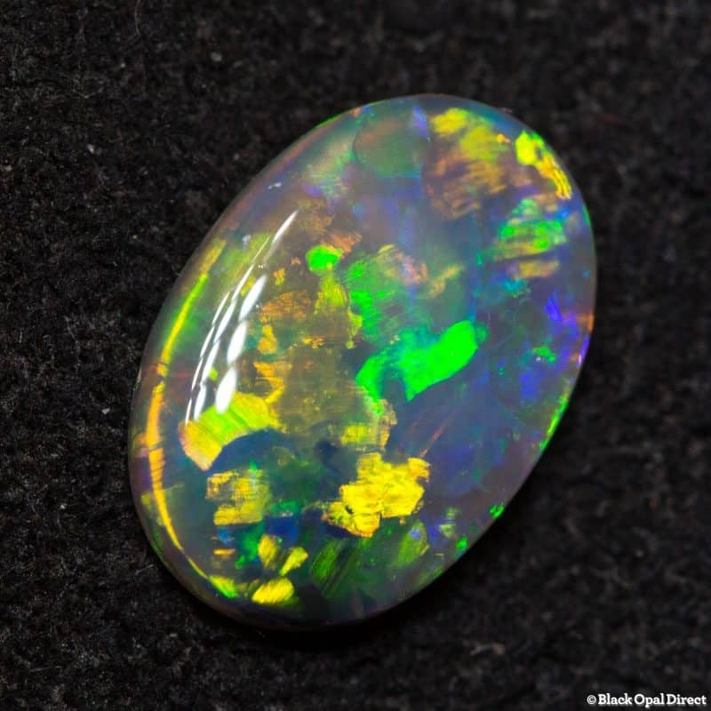 0.65ct dark crystal opal1