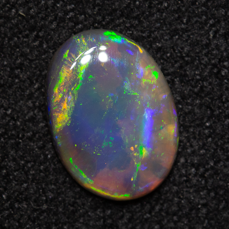 0.66 ct crystal opal 8.1x6x2mm