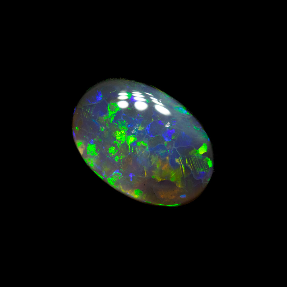 0.67 ct dark opal 8.5x5.9x1.8mm