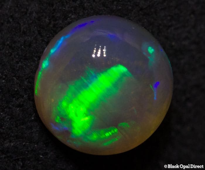 0.67ct crystal opal 6x6x3mm