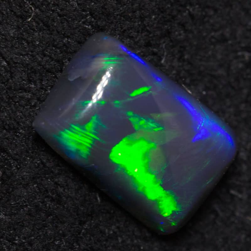 0-68ct-black-opal