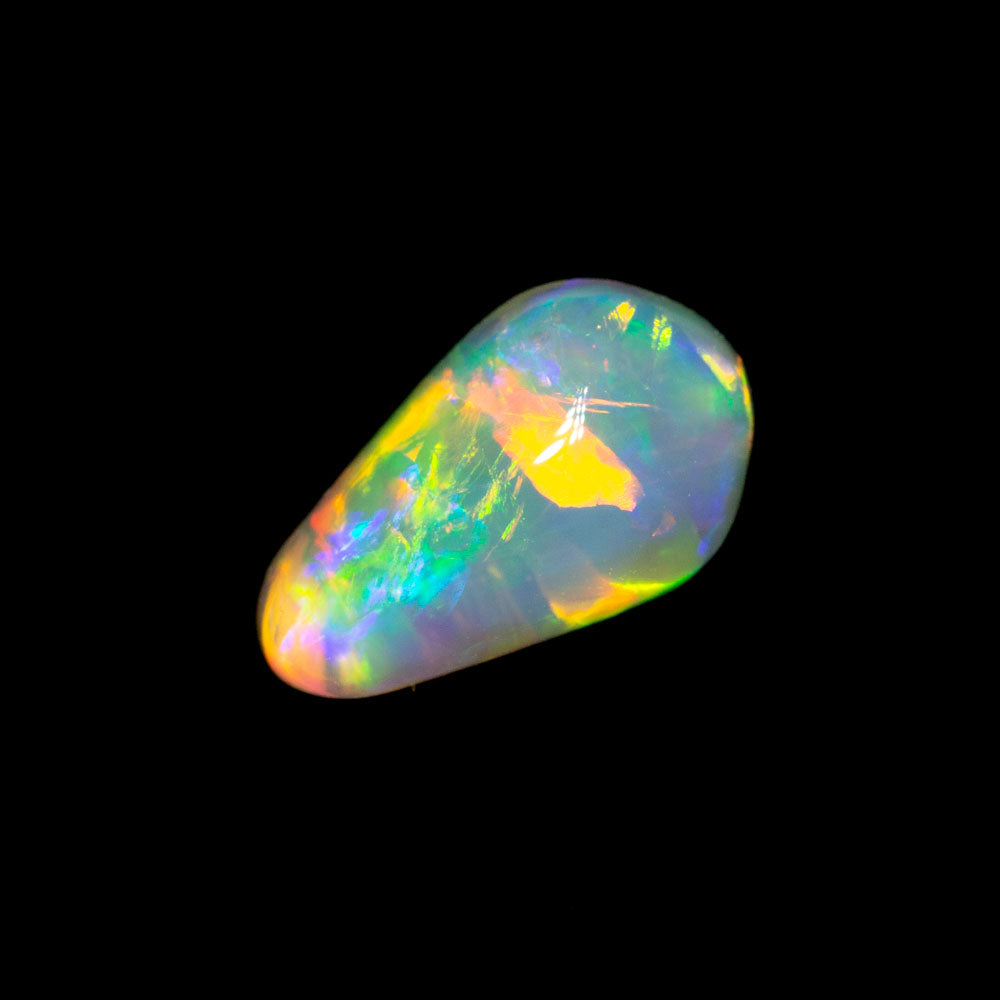 0.69 ct crystal opal 8.3x4.9x2.8mm