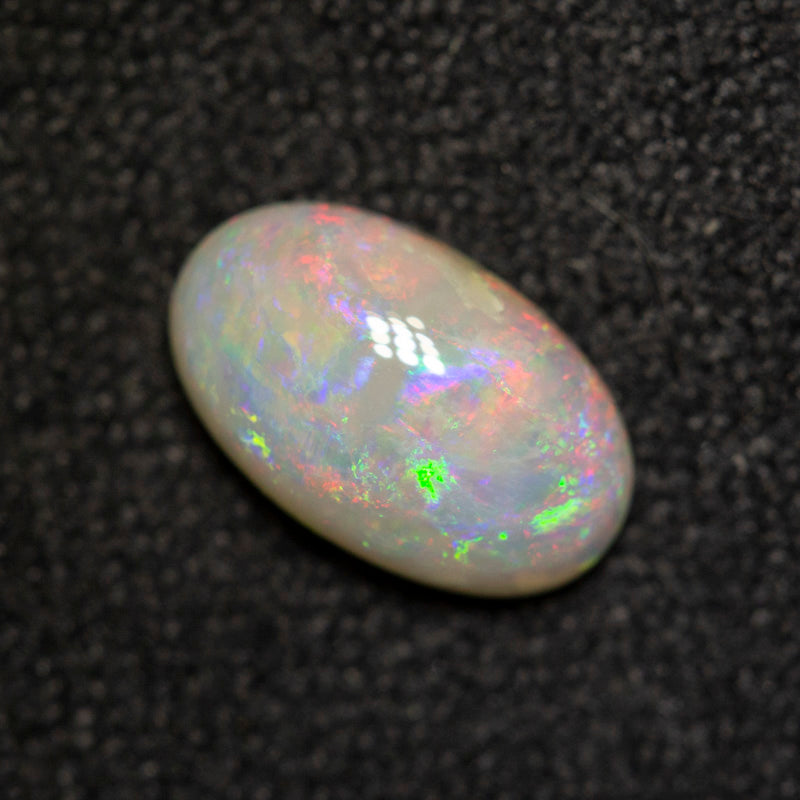 0.74 ct white opal 8.1x5x2.8mm