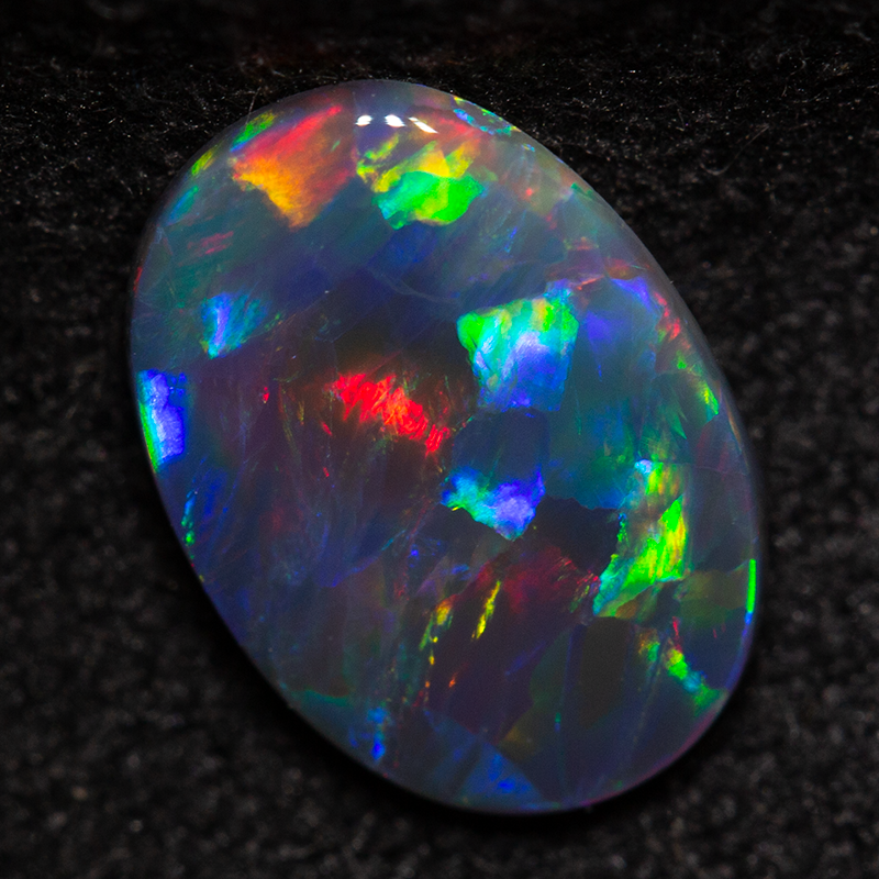 0.75 ct black opal 9.3x6.7x1.8mm