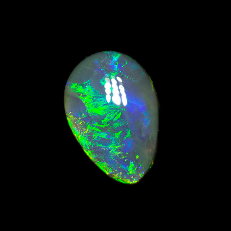 0.79 ct black crystal opal 7.7x5.3x3mm