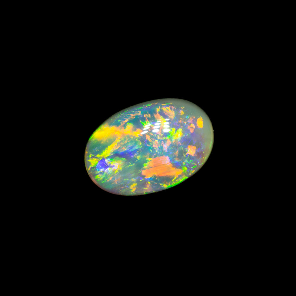 0.86 ct crystal opal 7.6x5.1x3.3mm