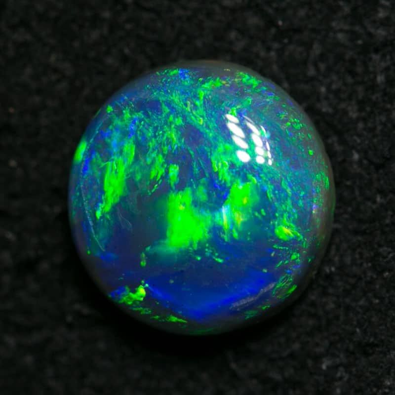 0.86ct black opal1