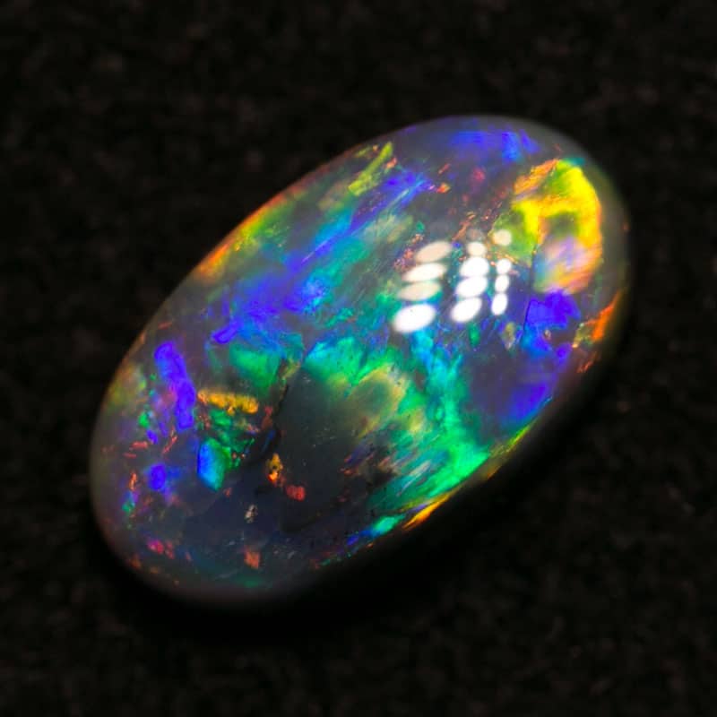 0.88 ct dark opal 8x5x3mm