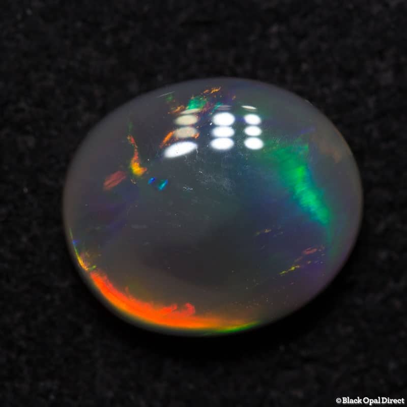 0.89 ct semi black opal 7.5x6.5x3mm
