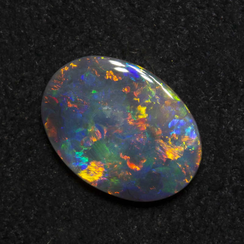 0.90 ct black opal 9.2x6.7x2.3mm